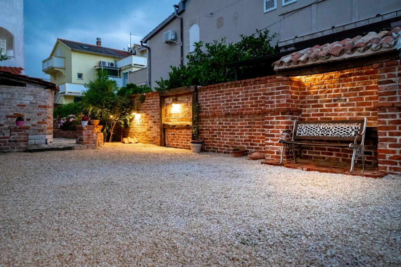 Grguric Apartments Palit Экстерьер фото