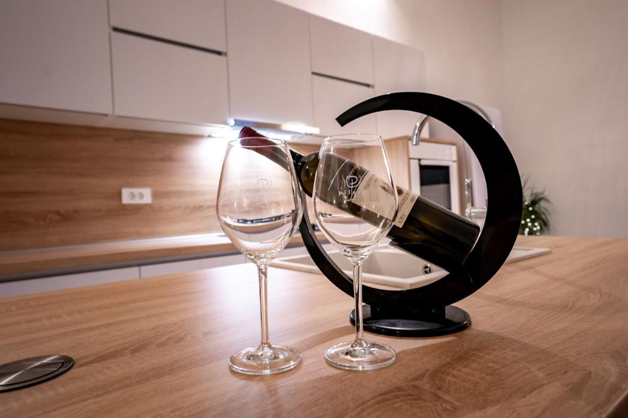 Grguric Apartments Palit Экстерьер фото