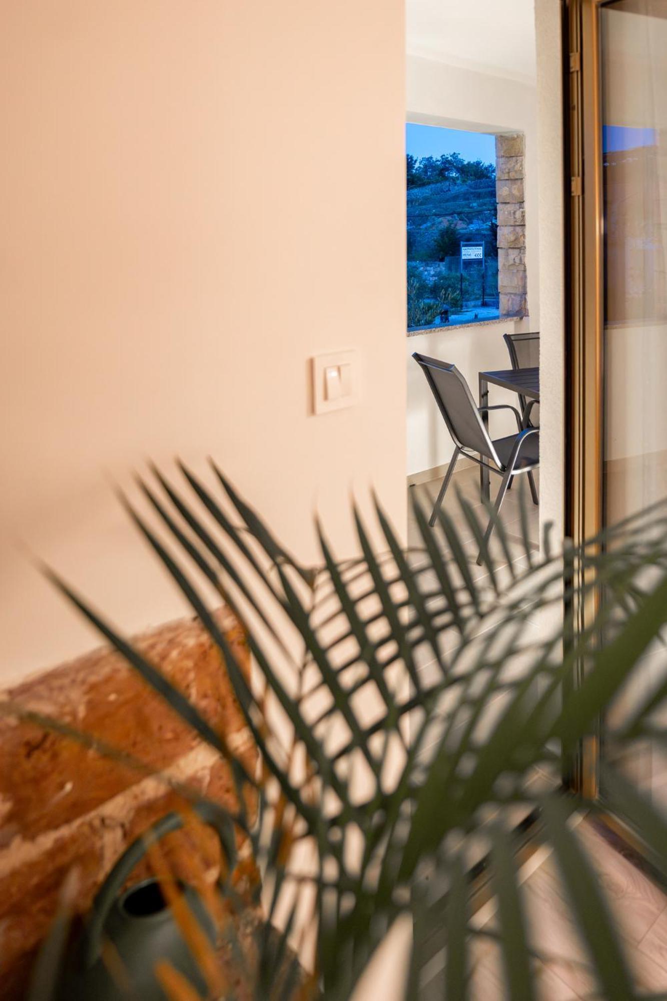 Grguric Apartments Palit Экстерьер фото